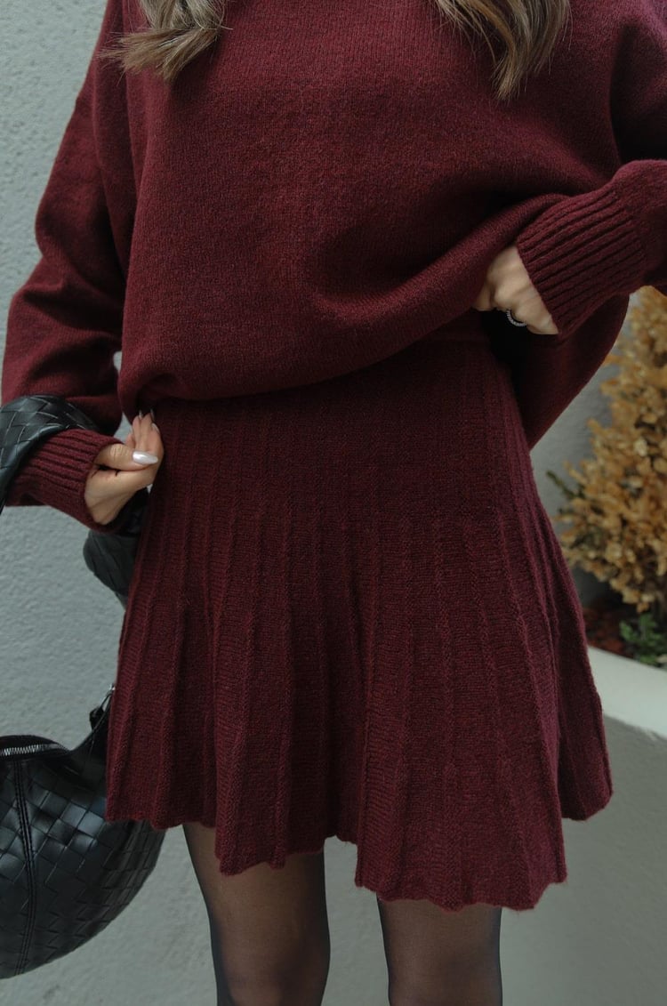Women's Oversized Sweater - Cozy & Stylish Knitwear