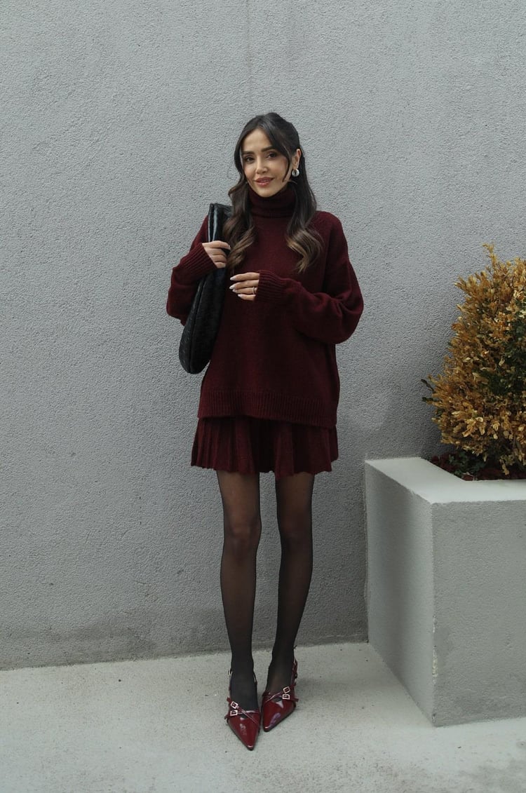 Women's Oversized Sweater - Cozy & Stylish Knitwear