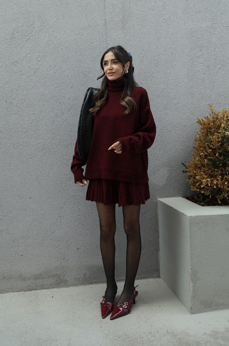 Women's Oversized Sweater - Cozy & Stylish Knitwear