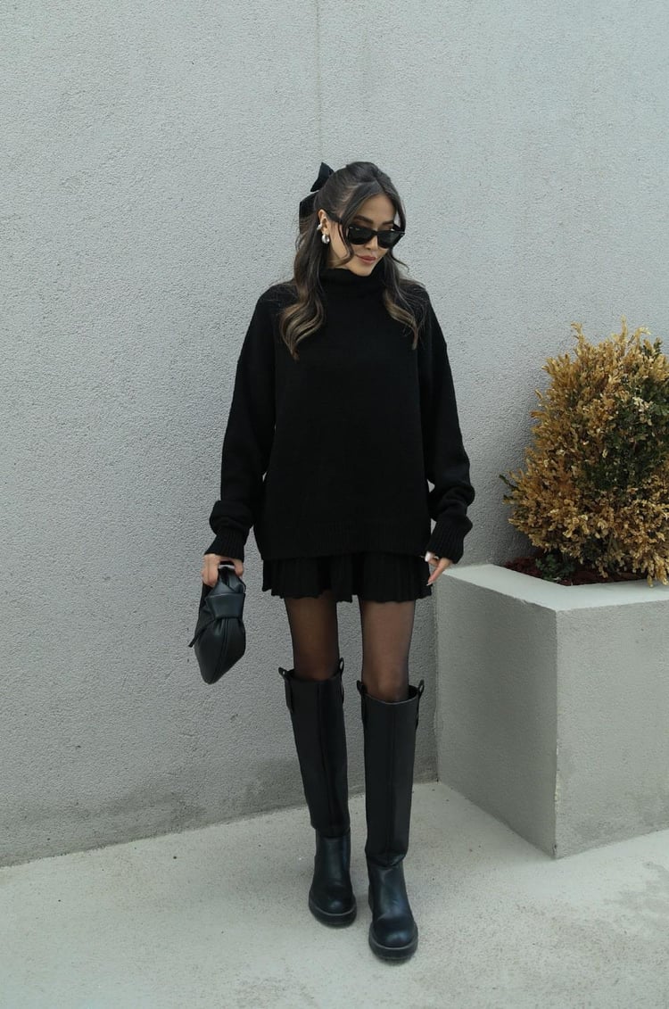 Women's Oversized Sweater - Cozy & Stylish Knitwear