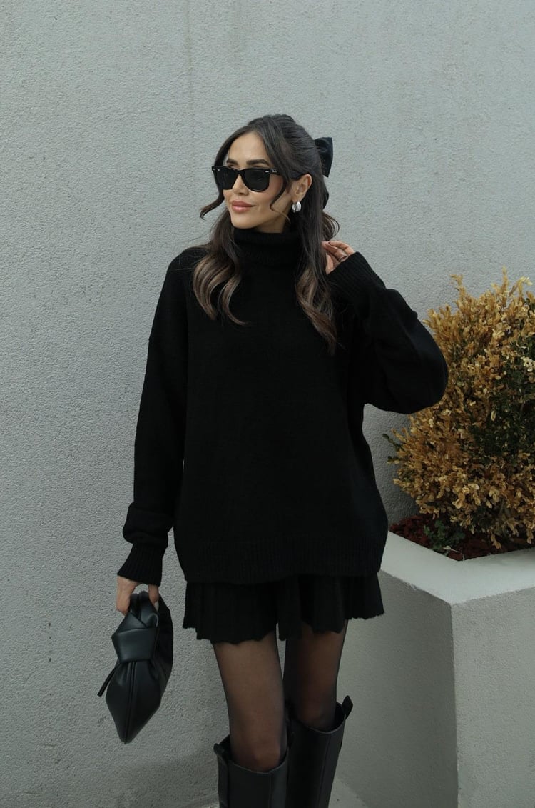 Women's Oversized Sweater - Cozy & Stylish Knitwear